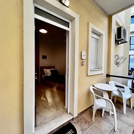 Single Ground Floor * Iráclio